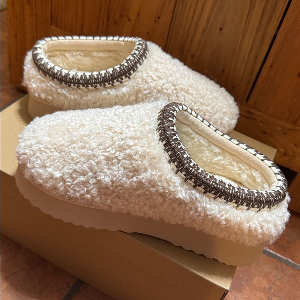 Steve Madden Selena faux shearling mules